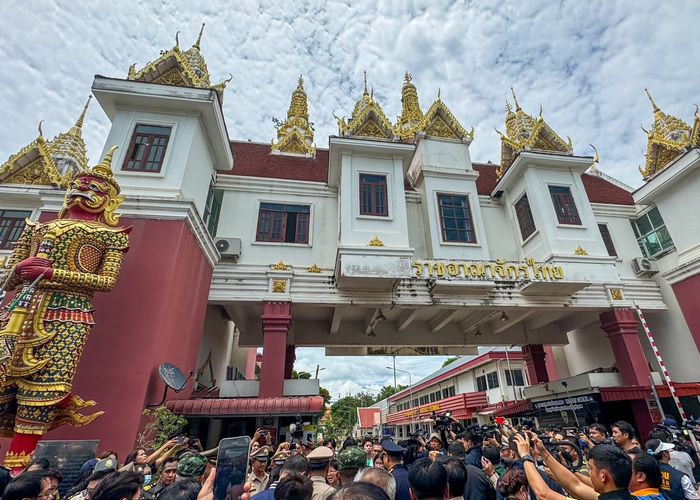 การค้าชายแดนและผ่านแดนไทยผ่านครึ่งปีแรก ทะลุ 1 ล้านล้าน สถานการณ์ไทย – กัมพูชาฉุดยอดค้าชายแดน