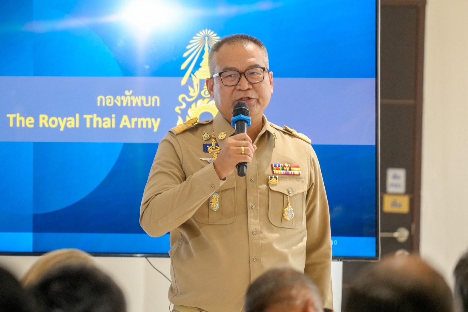 ว่าที่พันตรี อดิศักดิ์ น้อยสุวรรณ ผู้ว่าราชการจังหวัดอุบลราชธานี