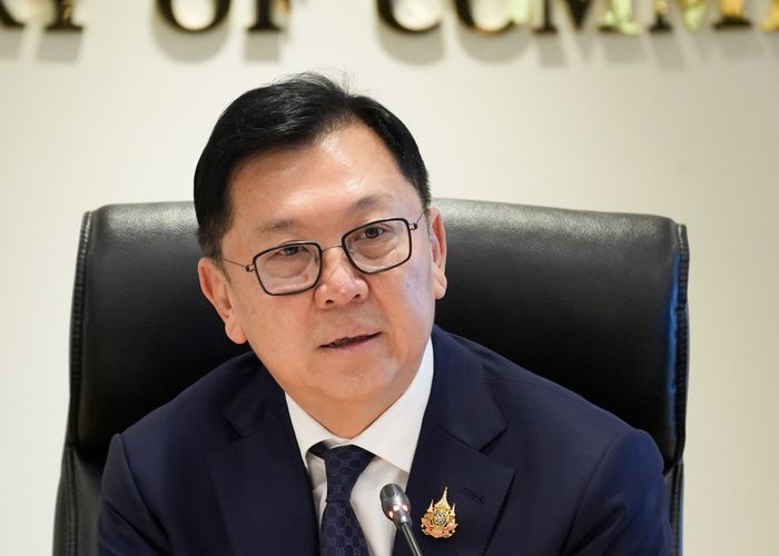 'จตุพร' กำชับข้าราชการกระทรวงพาณิชย์ปฏิบัติหน้าที่ต่อเนื่องเพื่อเป็นที่พึ่งของประชาชน