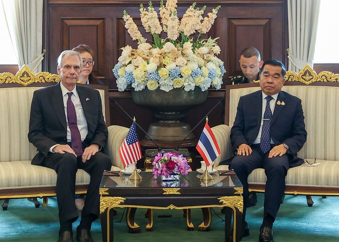 รมช.กห. ต้อนรับเอกอัครราชทูตสหรัฐฯ ประจำประเทศไทย ย้ำความสัมพันธ์ด้านความมั่นคงและความร่วมมือรอบด้าน