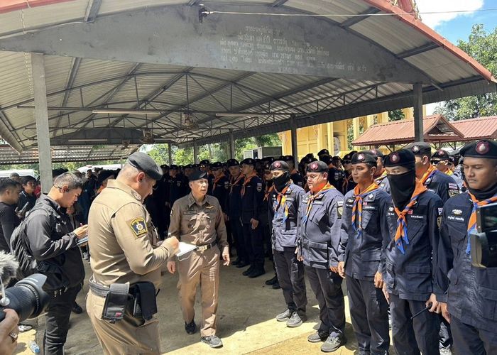 สระแก้วมาเต็มสูบระดมกำลังตำรวจชุด ค.ฝ. 3 จังหวัดลงพื้นที่ชายแดนบ้านหนองหญ้าแก้ว