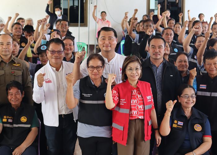 'มนพร' ปลุกพลังชุมชน อ.โพนสวรรค์ ปราบยาเสพติด สร้างความร่วมมือแก้ปัญหา สานต่อนโยบายพรรคเพื่อไทย