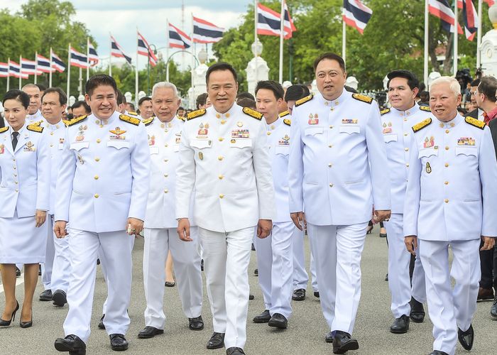 นายกฯอนุทิน นำคณะรัฐมนตรีชุดใหม่ เข้าเฝ้าฯ ถวายสัตย์ปฏิญาณก่อนเข้ารับหน้าที่ พร้อมประชุมคณะรัฐมนตรี (นัดพิเศษ)