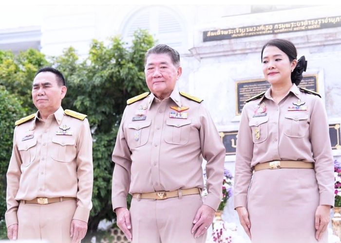 ราชกิจจานุเบกษา เผยแพร่ประกาศสำนักนายกฯ เรื่องพระราชทานยศกองอาสารักษาดินแดน ให้ ‘ภูมิธรรม-ธีรรัตน์-เดชอิศม์’ เป็นกรณีพิเศษ