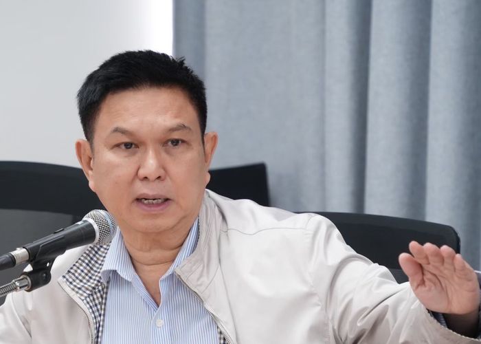 'วรวัจน์' ย้ำ สินค้าเกษตรไทยราคาตก เพราะ รมต.พรรคภูมิใจไทย ออกประกาศฉบับที่ 10/2553 ให้นำเข้าพืชตัดต่อพันธุกรรม