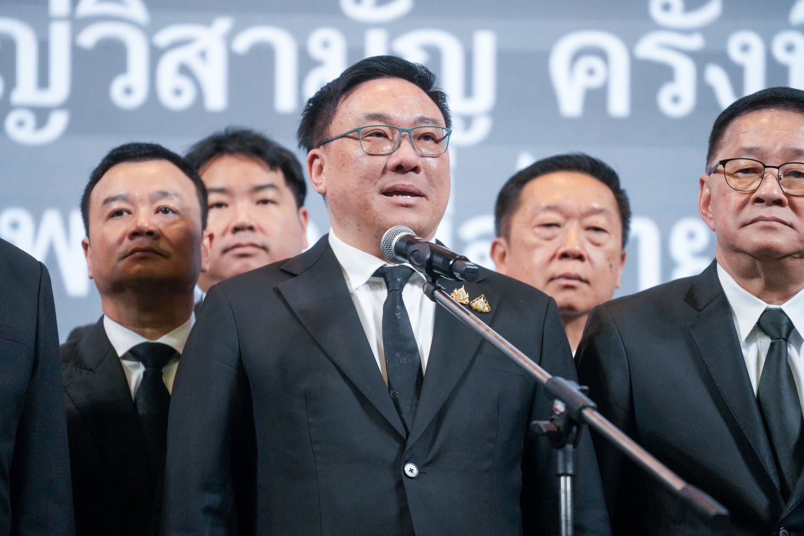 จุลพันธ์ อมรวิวัฒน์ หัวหน้าพรรคเพื่อไทย