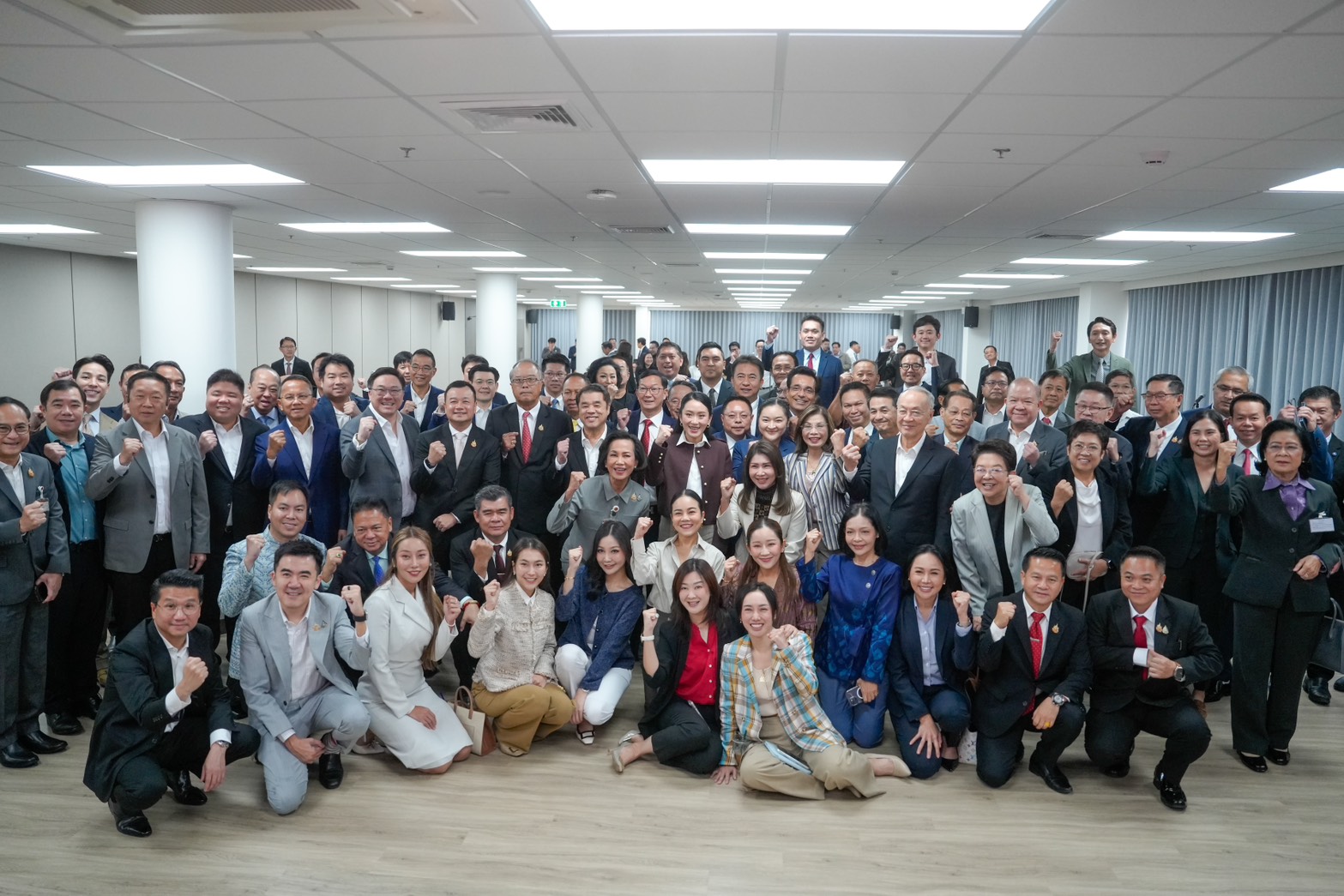 แพทองธาร พรรคเพื่อไทย
