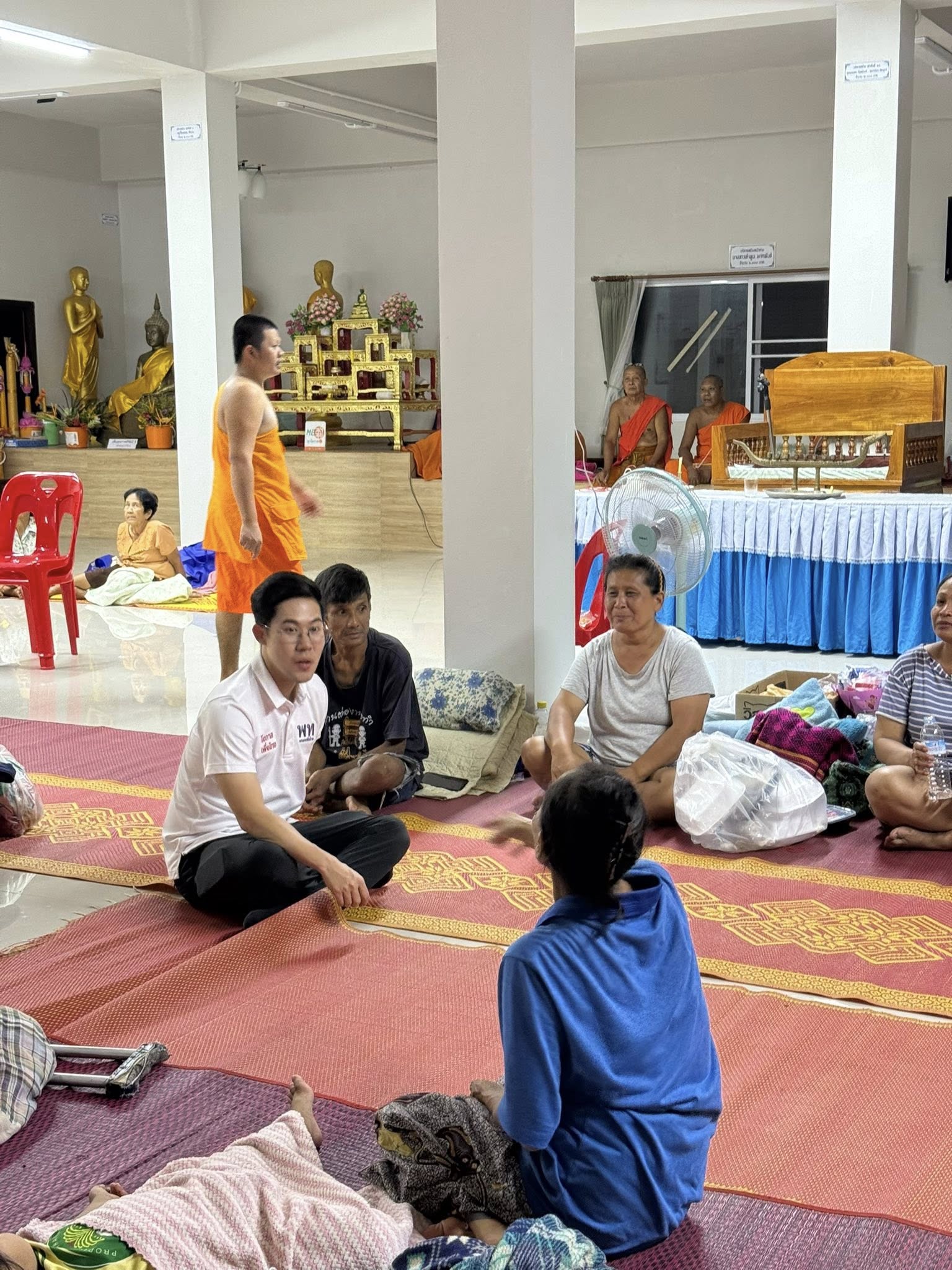 รวี เล็กอุทัย 