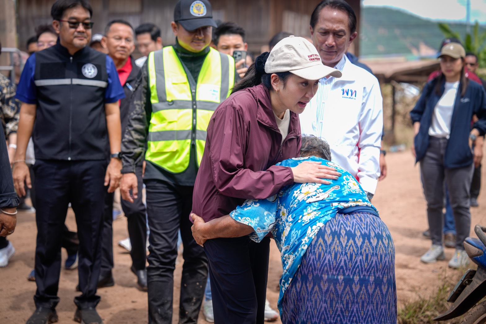 แพทองธาร พรรคเพื่อไทย น้ำท่วม อุตรดิตถ์