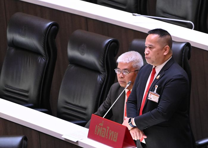'อนุสรณ์' ชี้ เพื่อไทยสู้เพื่อรัฐธรรมนูญของประชาชน สู้เพื่อคืนศักดิ์ศรีให้คนไทยทุกคน