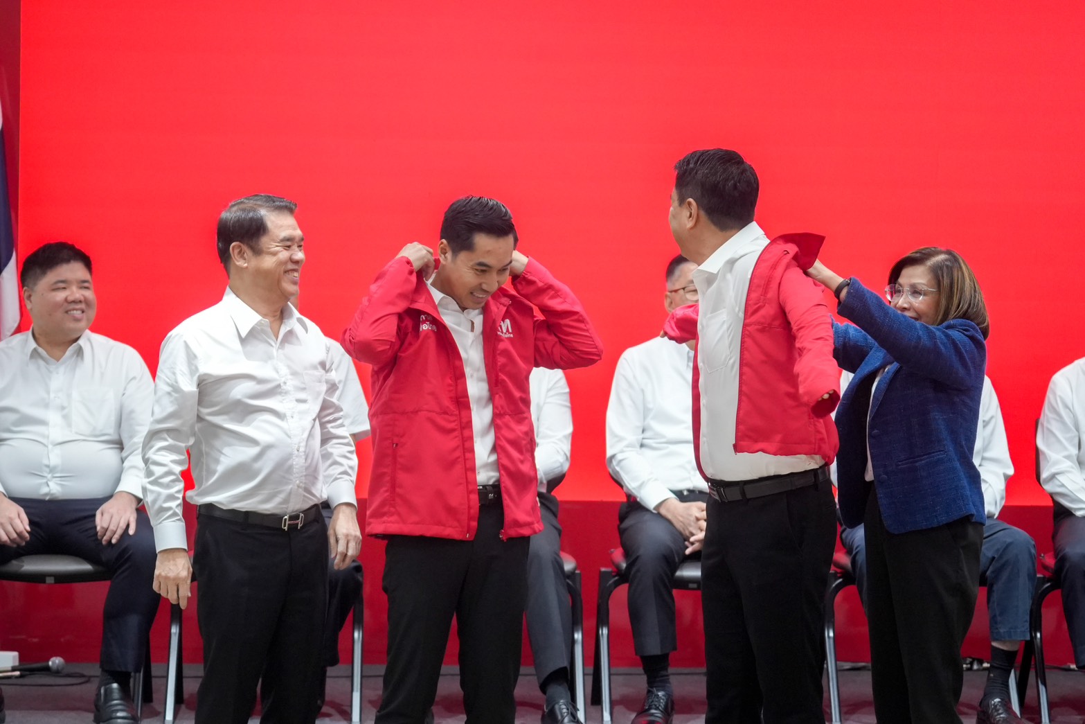 เพื่อไทย
