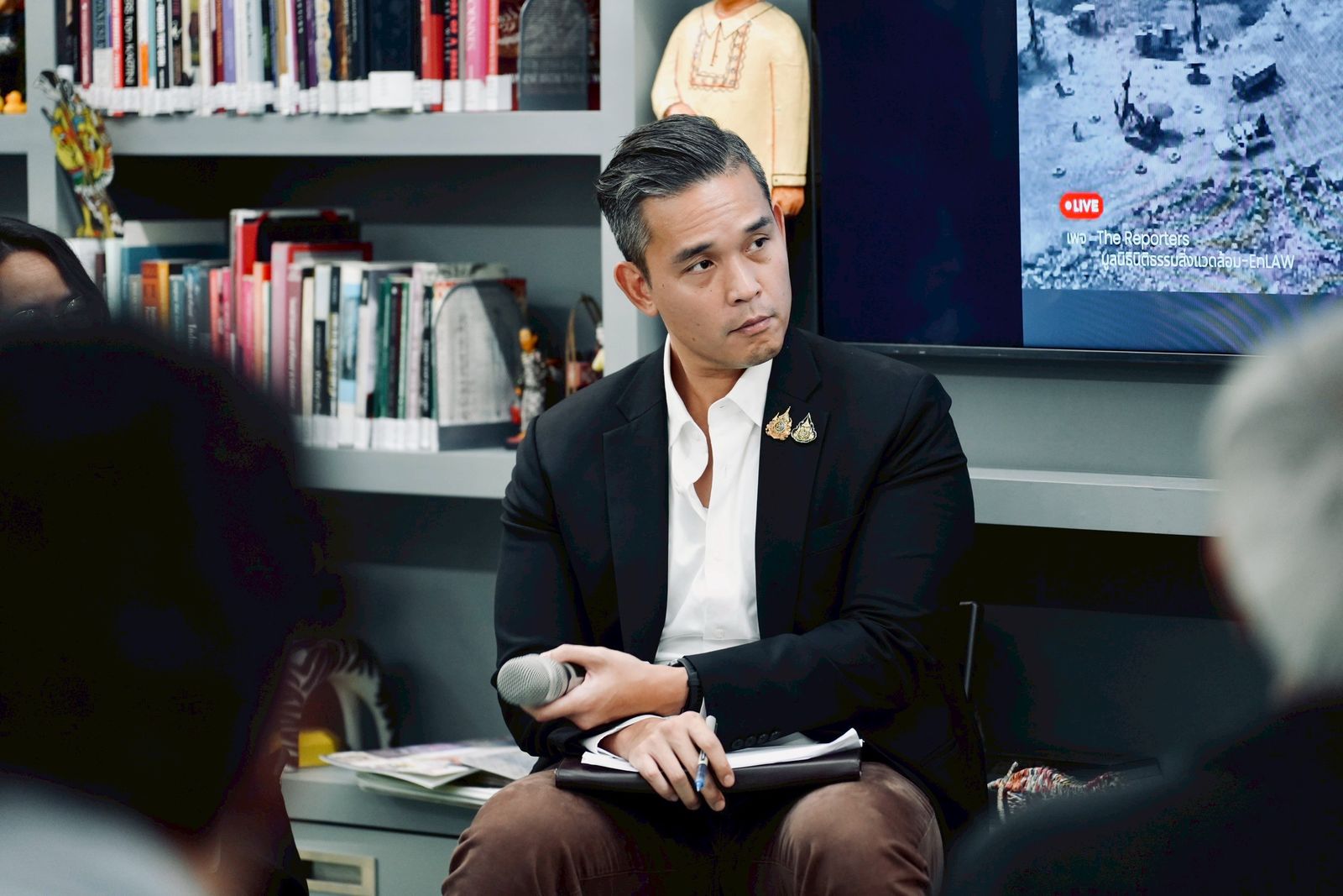 ศึกษิษฏ์ ศรีจอมขวัญ โฆษกพรรคเพื่อไทย
