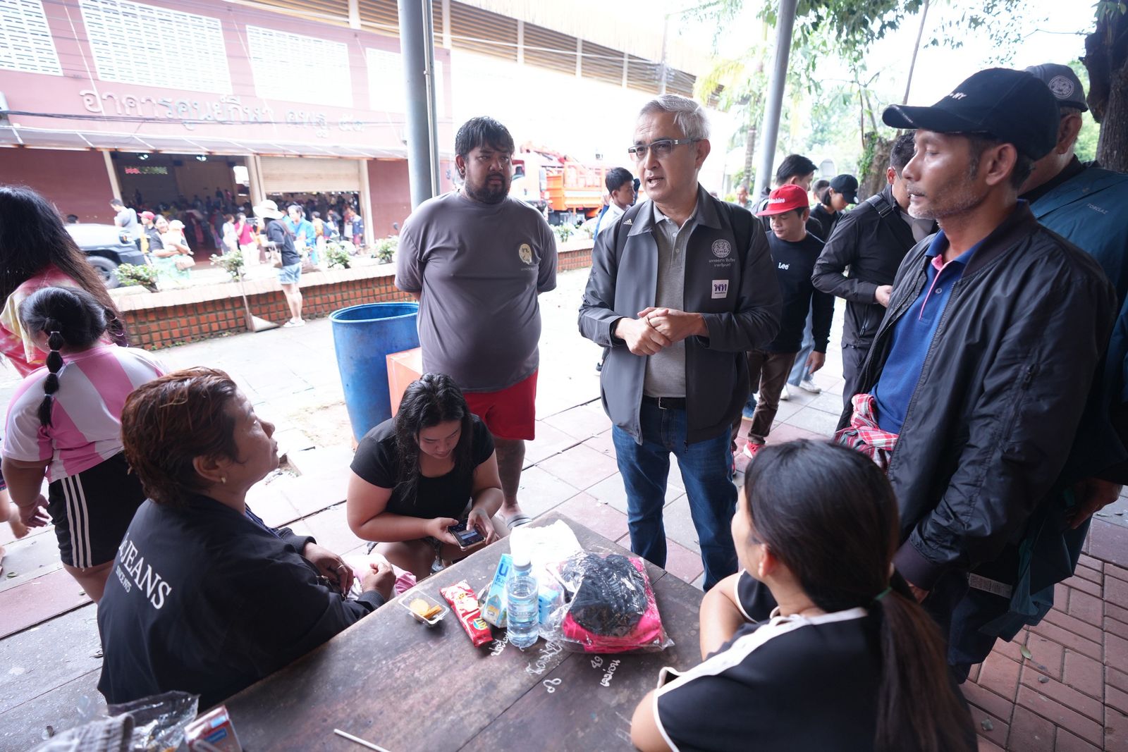  ทีมเพื่อไทย ธีรรัตน์ สำเร็จวาณิชย์ น้ำท่วมหาดใหญ่ 