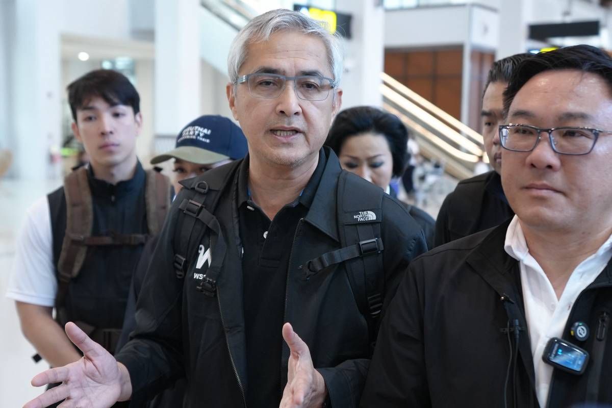 พรรคเพื่อไทย ลงพื้นที่น้ำท่วมภาคใต้