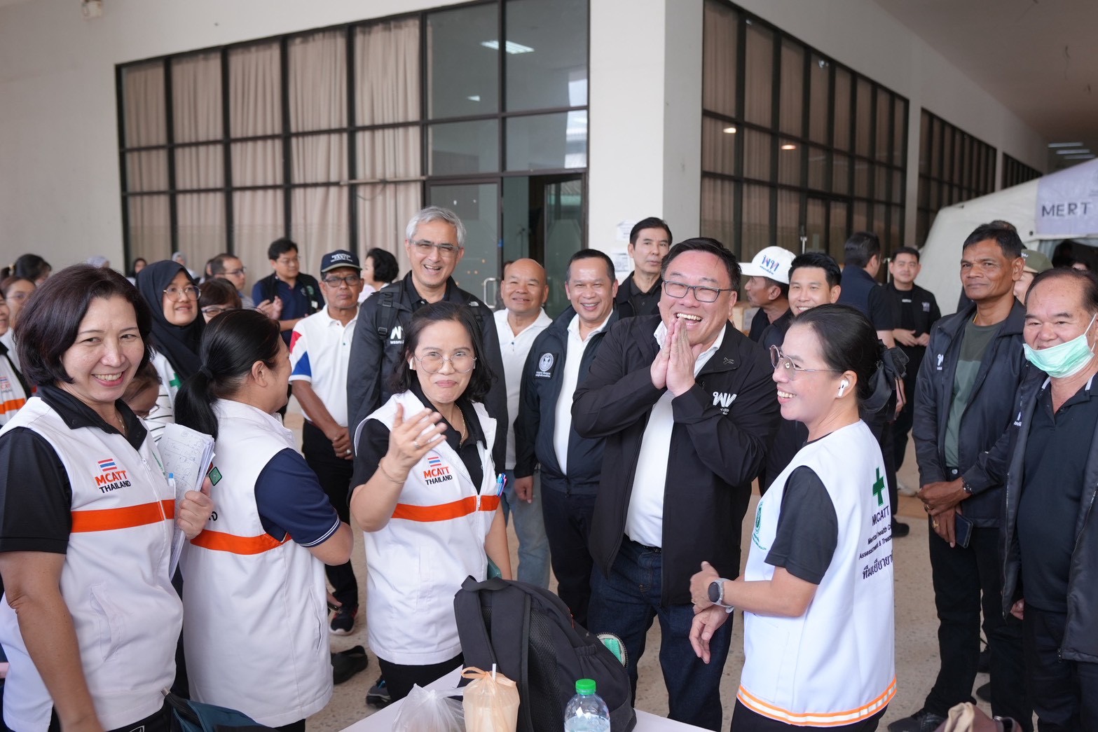 จุลพันธ์ อมรวิวัฒน์ หัวหน้าพรรคเพื่อไทย ลงพื้นที่น้ำท่วมหาดใหญ่