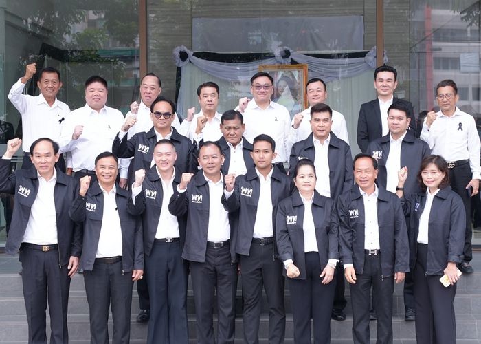 ‘เพื่อไทย’ เปิดผู้เสนอตัวลงสมัครรับเลือกตั้ง สส. สมุทรปราการ 8 เขต 'จุลพันธ์' มั่นใจคว้าชัยยกจังหวัด!