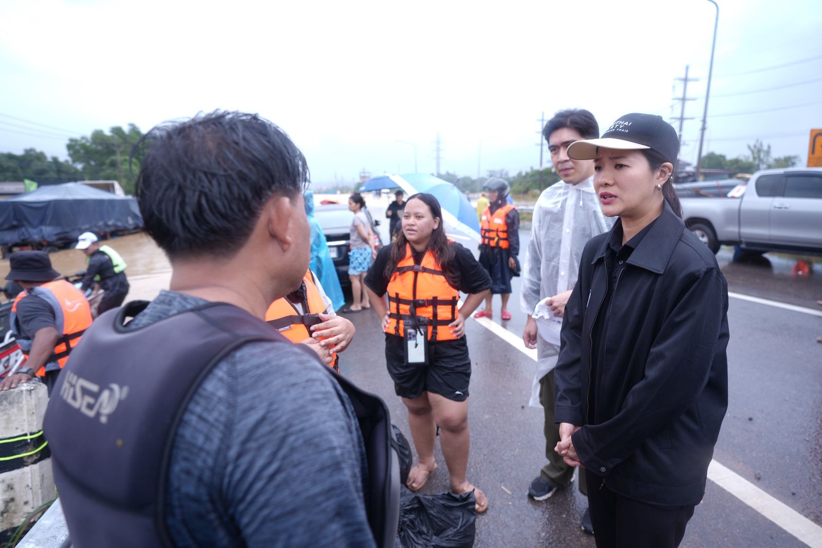  ทีมเพื่อไทย ธีรรัตน์ สำเร็จวาณิชย์ น้ำท่วมหาดใหญ่ 