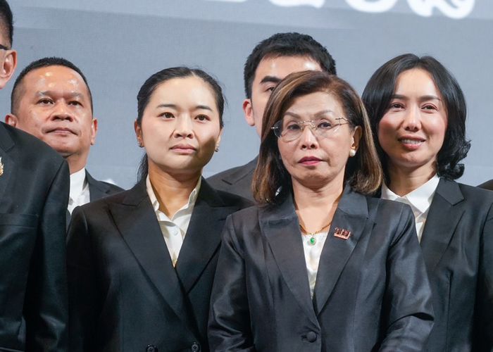 'มนพร' รองหัวหน้าพรรคเพื่อไทย พร้อมยกเครื่อง สู้ศึกเลือกตั้งอีสาน ยันพร้อมทำทุกหน้าที่ให้ดีที่สุด
