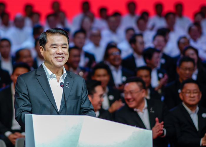 ‘สุริยะ’ มั่นใจเพื่อไทยกวาด 200 สส. ติวเข้มผู้สมัครสร้าง DNA เพื่อไทย ย้ำไม่กลัวจับผิด เพราะทำงานบนกติกา