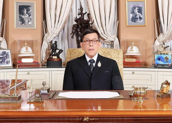 พระบาทสมเด็จพระเจ้าอยู่หัว มีพระราชดำรัส พระราชทานแก่ปวงชนชาวไทย เนื่องในโอกาสขึ้นปีใหม่ พุทธศักราช ๒๕๖๙