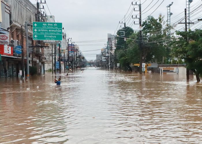 ปภ.โอนเงินน้ำท่วม 9,000 เข้าบัญชีวันนี้ 3 จังหวัดใต้ สงขลา สตูล และปัตตานี รวม 26,571 ครัวเรือน