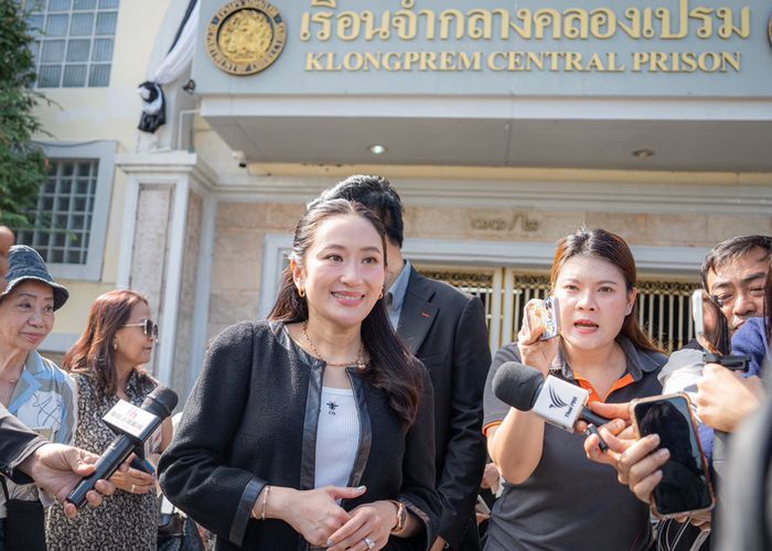 'ทักษิณ' ฝาก 'แพทองธาร' ให้กำลังใจ 'ยศชนัน' แคนดิเดตนายกฯพรรคเพื่อไทย เผยเข้าสู่วงการการเมือง ตอนอายุเท่าๆ กัน