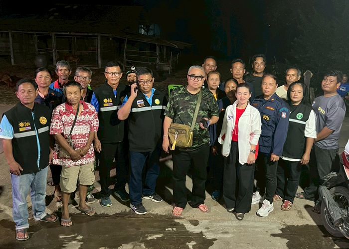 ‘ภูริกา สมหมาย’ ว่าที่ผู้สมัคร สส.เขต 5 เพื่อไทย ลงพื้นที่เยี่ยมให้กำลังใจพูดคุยกับ ชรบ.