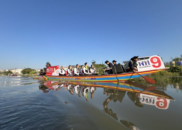 'ยศชนัน' ล่องเรือ–ขึ้นรถแห่ ลุยลาดกระบัง ช่วย 'ธีรรัตน์-เบอร์ 11' หาเสียง รับฟังเสียงผู้ประกอบการท่องเที่ยว