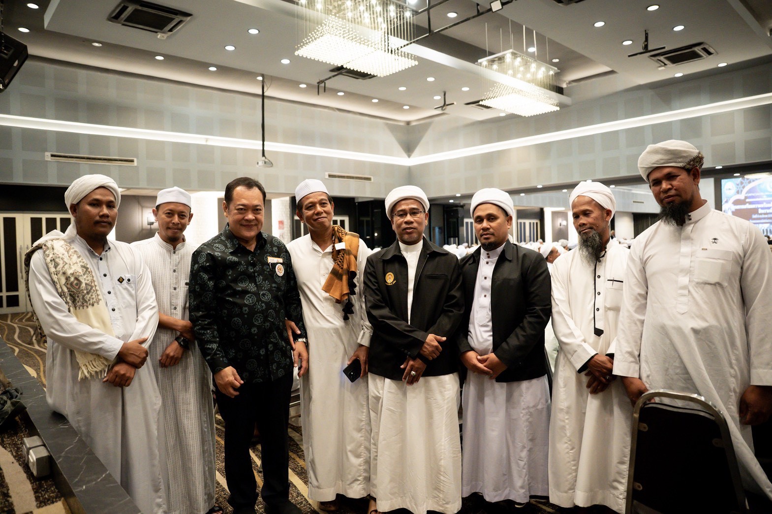 ทวี ประชาชาติ
