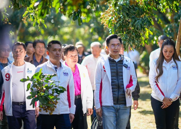'ยศชนัน' ลุยสวนลำไยลำพูน รับฟังปัญหาต้นทุน-ราคาตก ย้ำเดินหน้า พ.ร.บ.ยุทธศาสตร์ลำไย คืนอธิปไตยล้งให้คนไทย