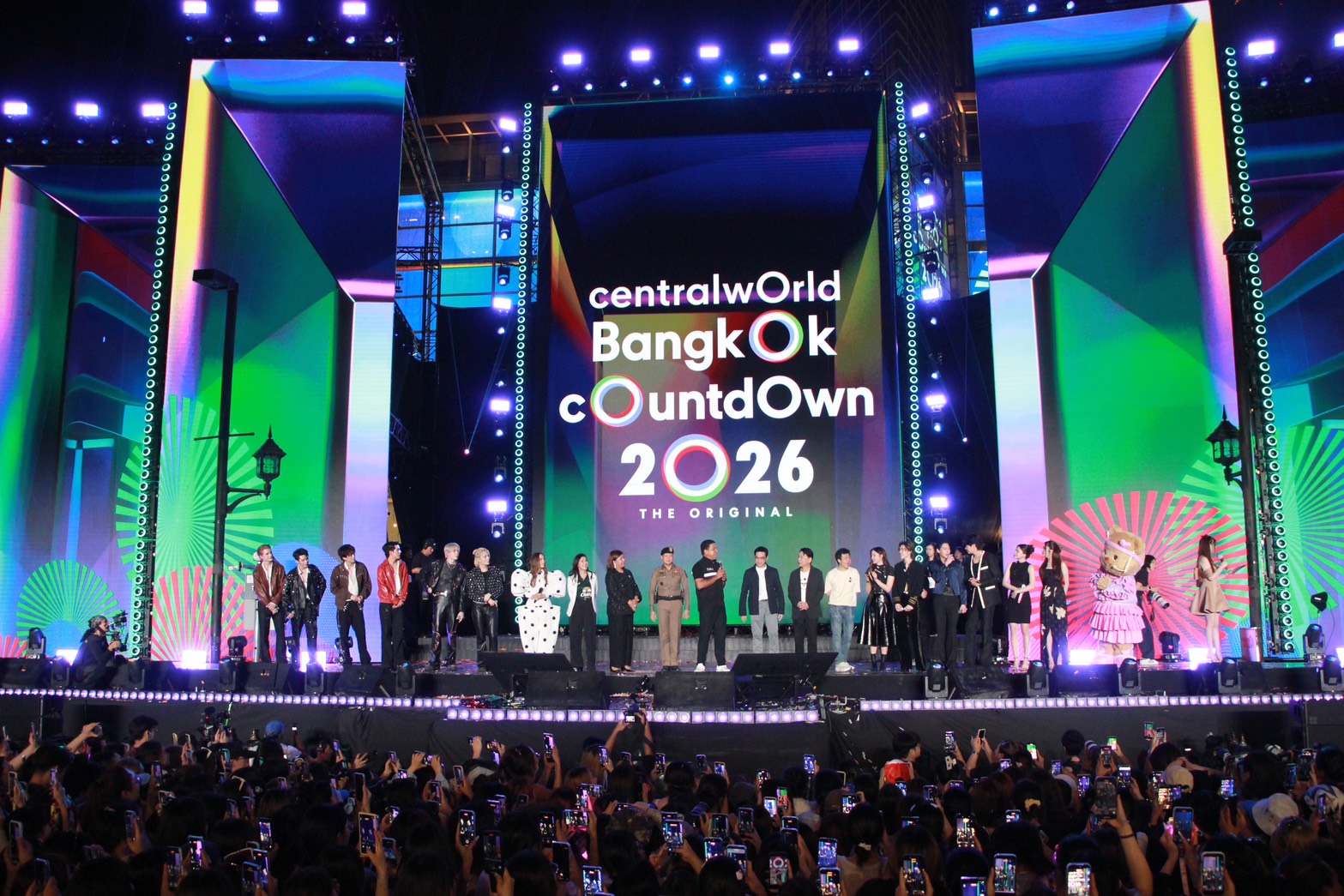 ผู้ว่าฯ ชัชชาติ ร่วมงาน centralwOrld Bangkok Countdown 2026