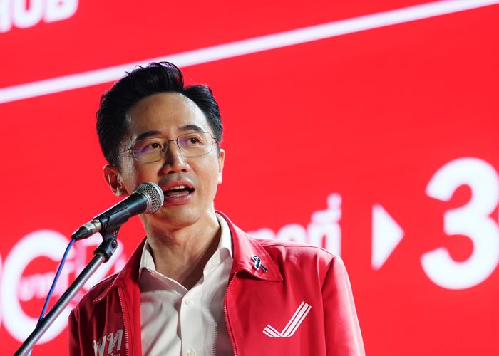 ‘ยศชนัน’ เปิด 'นโยบายคนไทยไร้จน’ เติมเงินให้รายได้ถึง 3,000 บาทต่อเดือน พยุงคนล้มให้ยืนขึ้นได้อย่างมีศักดิ์ศรีอีกครั้ง