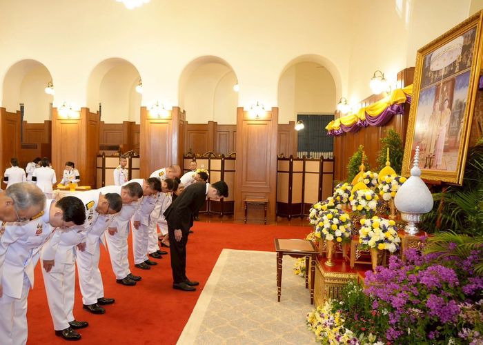 พรรคเพื่อไทย ลงนามถวายพระพรชัยมงคลพระบาทสมเด็จพระเจ้าอยู่หัวและสมเด็จพระนางเจ้าฯ พระบรมราชินี เนื่องในโอกาสวันขึ้นปีใหม่ พุทธศักราช 2569