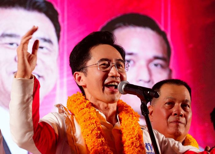 'ยศชนัน' ประกาศยกเครื่องปทุมทั้งระบบ ชูยกระดับคนละครึ่ง รถไฟฟ้า20บาทเชื่อมฟีดเดอร์  ODOS เรียนจบ ป.เอก แย้มศุกร์นี้เปิดนโยบายใหญ่