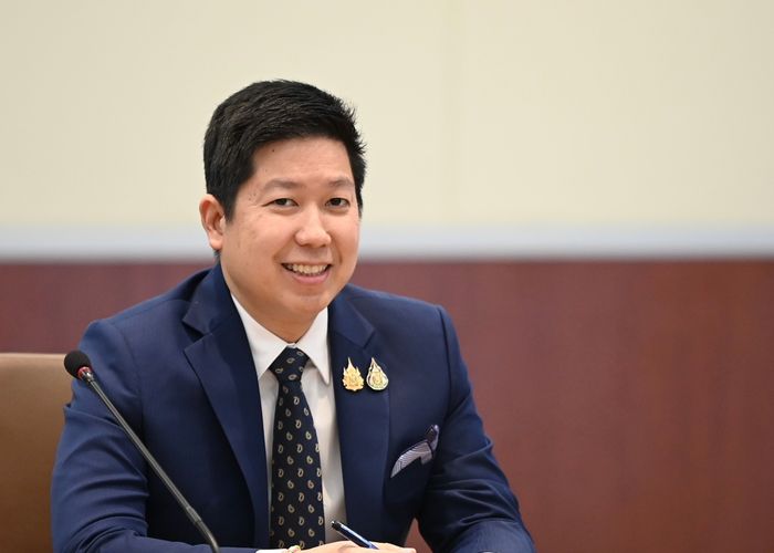 'วรวงศ์' มอง '69 ปีทองส่งออกไทย ห่วงภาษีสหรัฐฯผันผวน แนะใช้แนวทางรัฐบาลเพื่อไทยเร่งเจรจา FTA-EU เพิ่มขีดความสามารถ