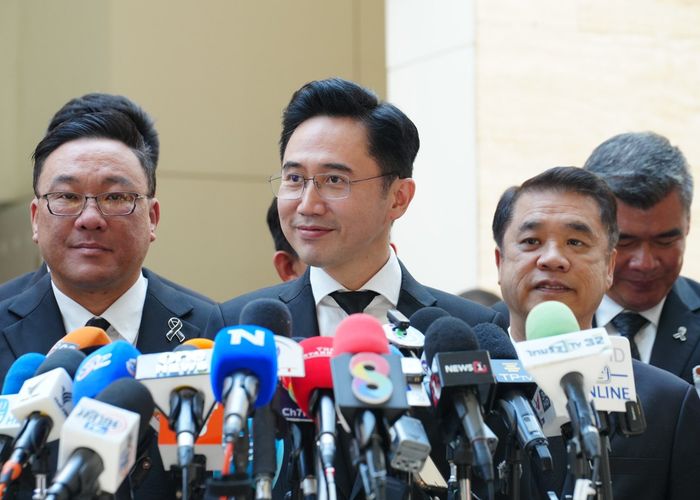 'ยศชนัน' ให้กำลังใจ สส.เพื่อไทย เข้าสภาฯ แก้ปัญหาพี่น้องประชาชน ย้ำ 'หัวใจคือประชาชน' คือ เรือธงของพรรคเพื่อไทย