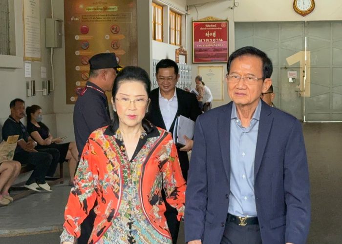 'สมชาย-เยาวภา' เยี่ยม 'ทักษิณ' เผยเคารพการตัดสินใจทางการเมืองของ 'ยศชนัน'