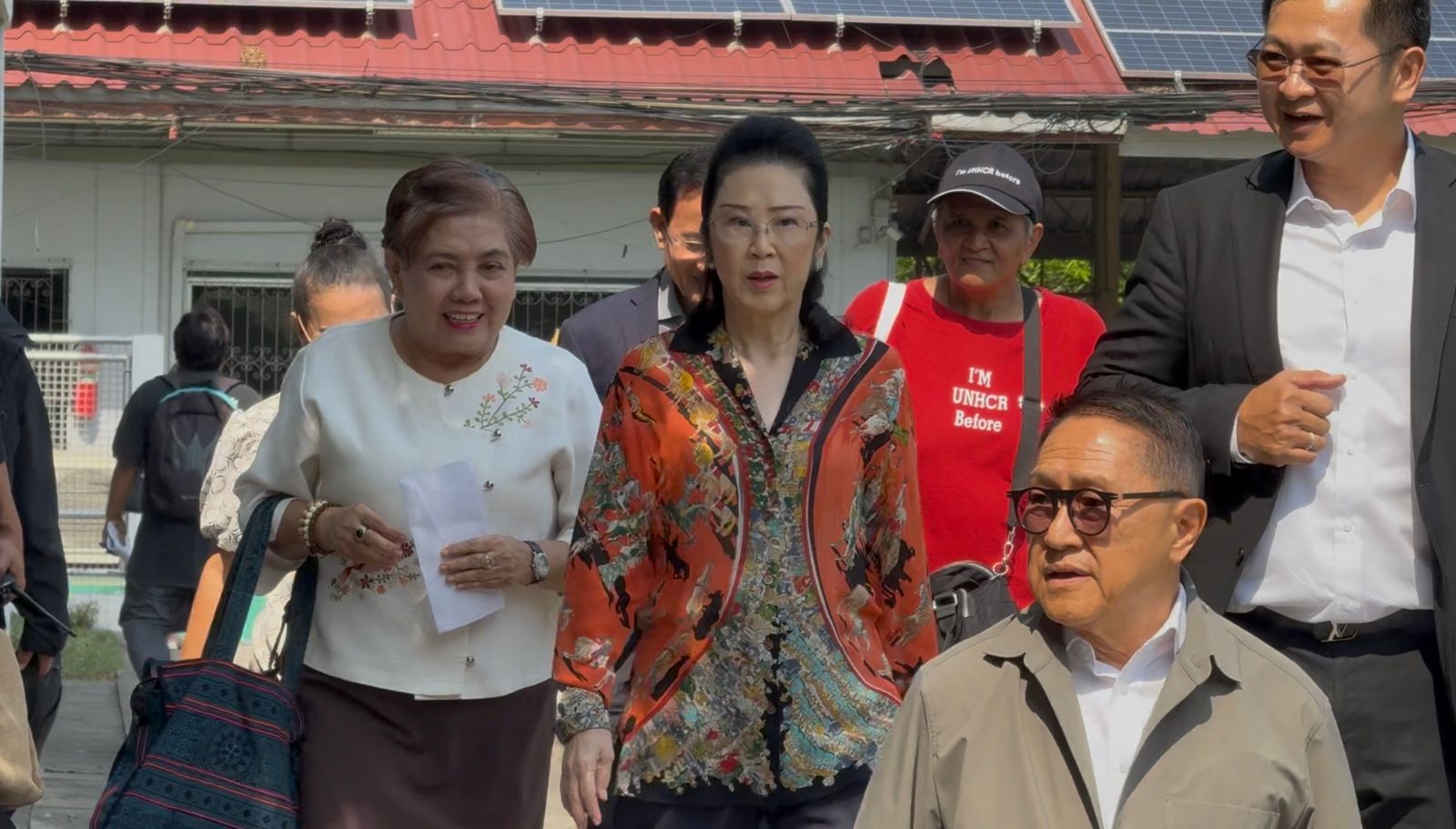 สมชาย วงศ์สวัสดิ์ เยาวภา วงศ์สวัสดิ์