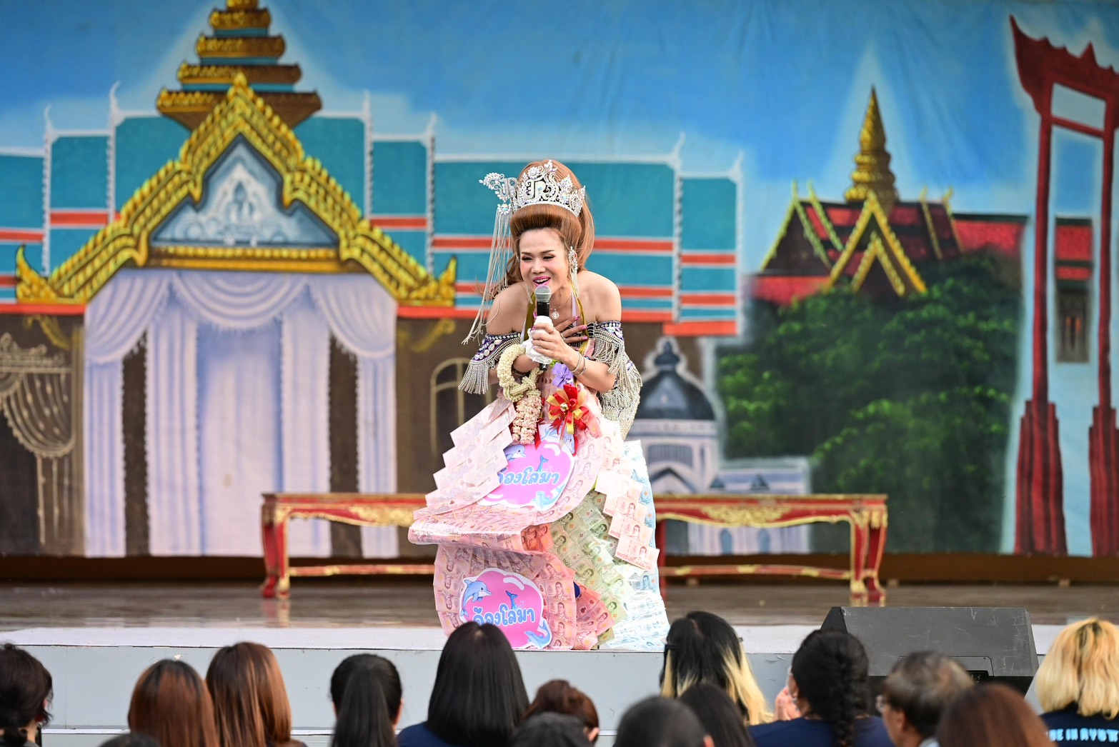 ลิเกในสวน ชัชาติ
