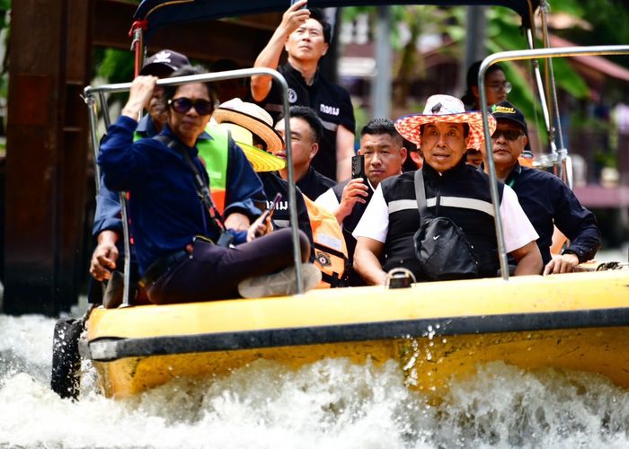 ผู้ว่าฯ ชัชชาติ เคลียร์ตลิ่งชันยกแพ็ก ฝุ่น-ร้อน-น้ำเสีย-ฟุตบาท วันเดียวจบ