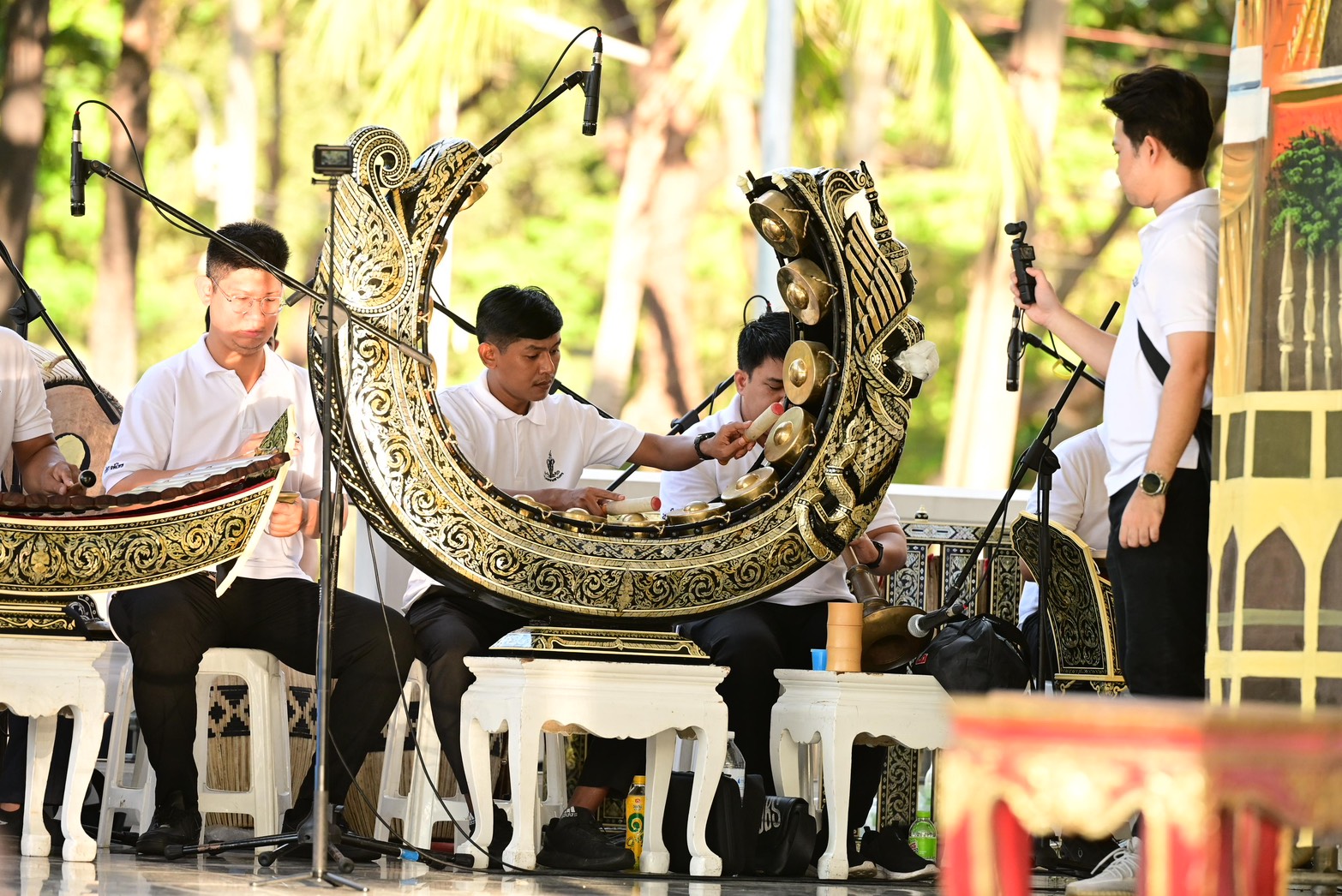 ลิเกในสวน ชัชาติ