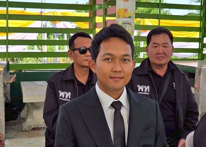 ‘ปิยะพงษ์’ วอนพาณิชย์คุมราคาสินค้า คนไทยร้องรายได้ลด รายจ่ายเพิ่ม วิกฤตพลังงานทำพิษ