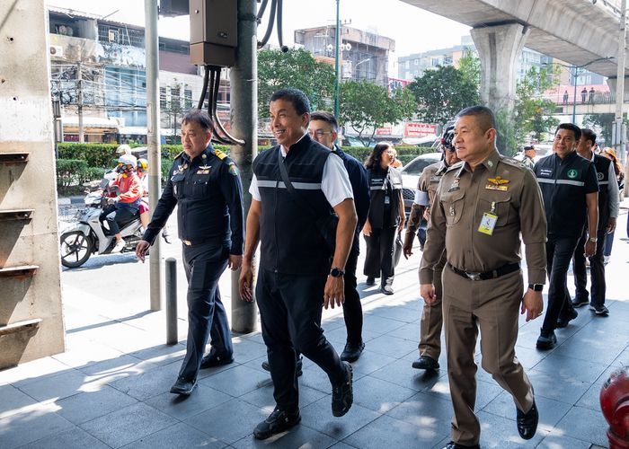 กทม. เร่ง 'เปลี่ยนไฟจราจรให้ฉลาด' ติดตั้ง Adaptive แล้ว 74 แยก เตรียมเพิ่มอีก 50 แยก มุ่งแก้รถติดทั้งโครงข่าย