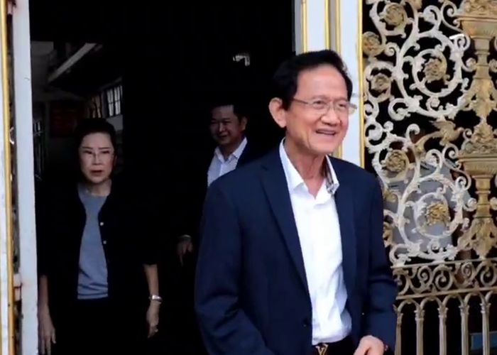 'สมชาย-เยาวภา' เยี่ยม 'ทักษิณ' ชื่นชม-ให้กำลังใจ 'อาจารย์เชน' แย้มข่าวดีพฤษภาคมนี้จ่อได้รับอิสรภาพ
