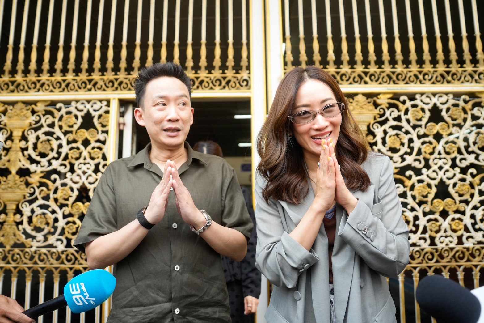พานทองแท้ พินทองทา เยี่ยมทักษิณ