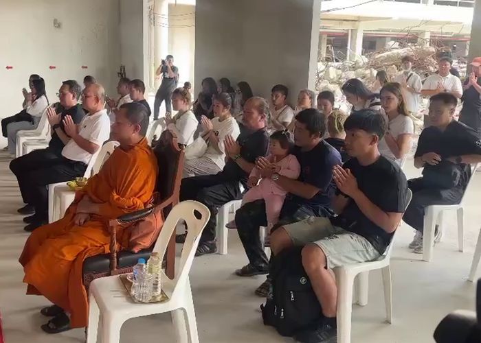 ครบรอบ 1 ปีตึก สตง.ถล่ม ญาติและครอบครัวของผู้เสียชีวิต ร่วมทำบุญอุทิศ 89 ศพ จี้หาคนผิดรับโทษ