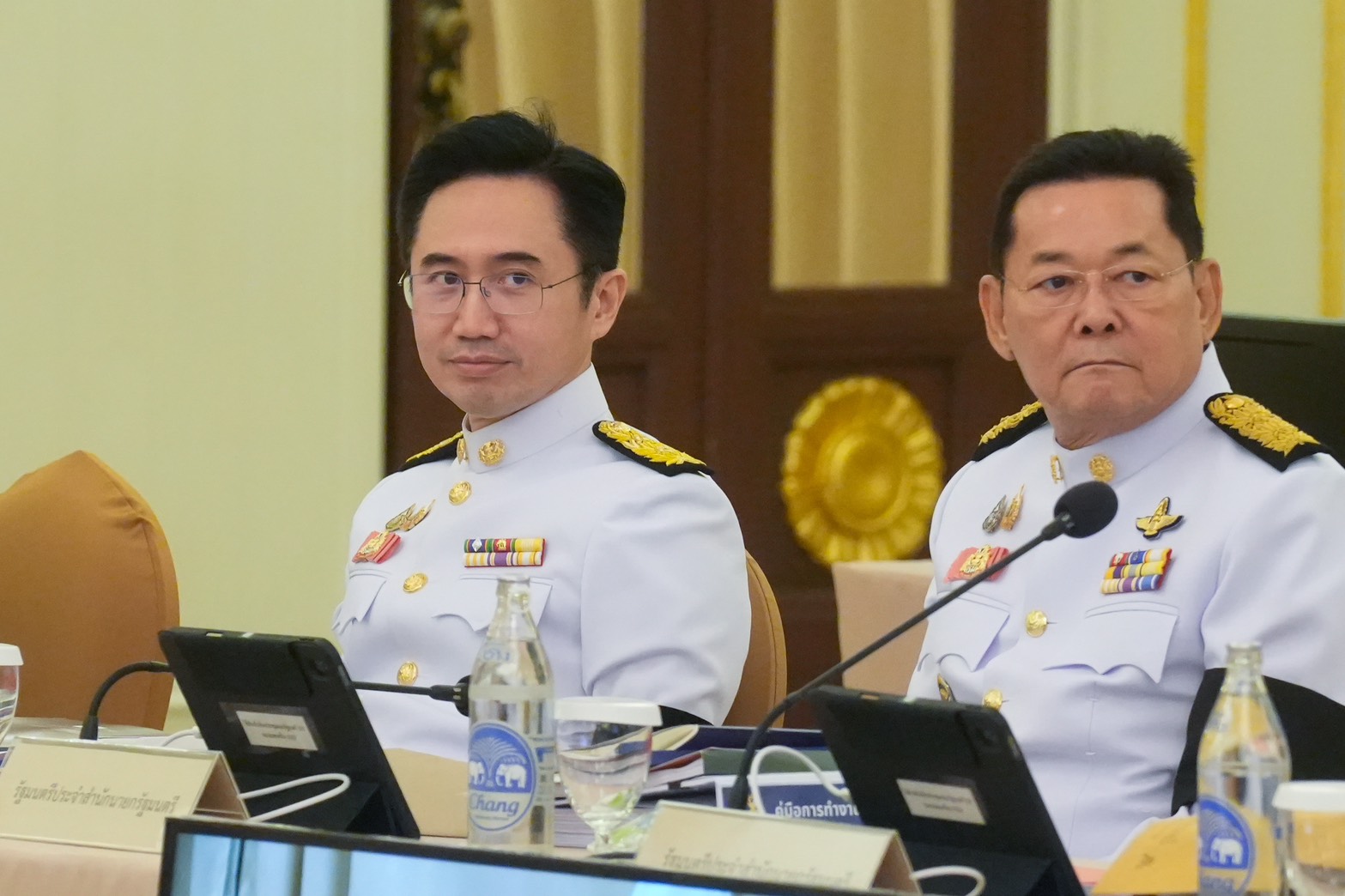 ยศชนัน วงศ์สวัสดิ์ ประชุมคณะรัฐมนตรีพิเศษนัดแรก