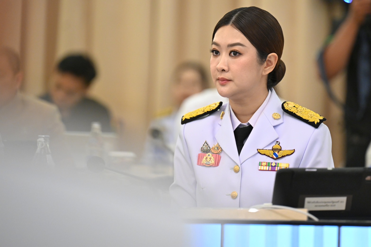 ประชุมคณะรัฐมนตรีพิเศษนัดแรก