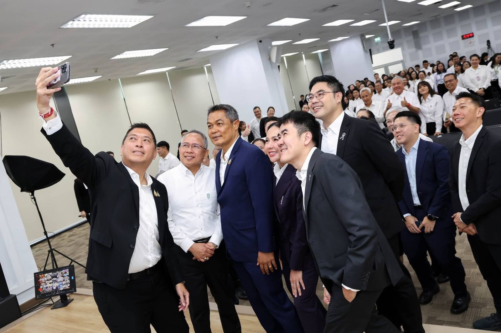 นิกร โสมกลาง กระทรวงการพัฒนาสังคมและความมั่นคงของมนุษย์ พม.