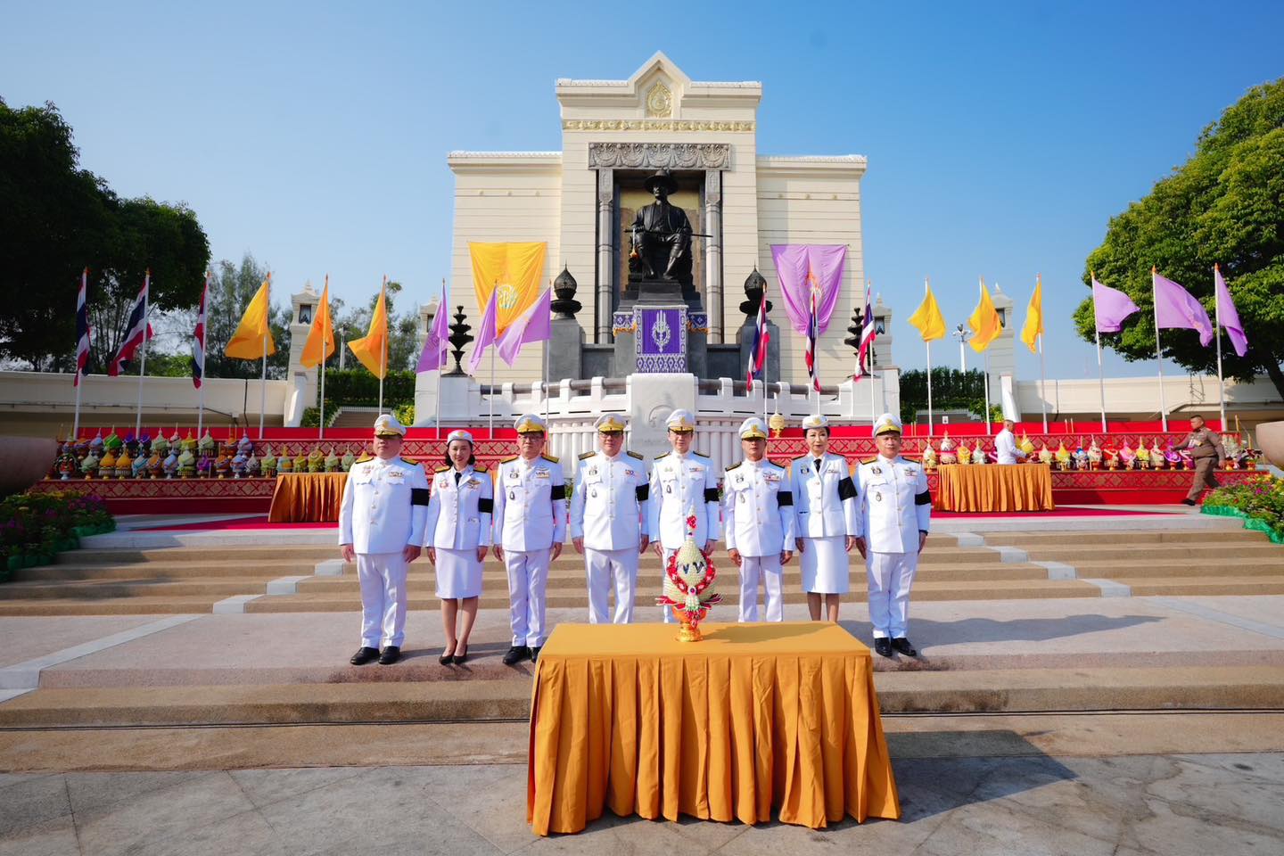 เพื่อไทย